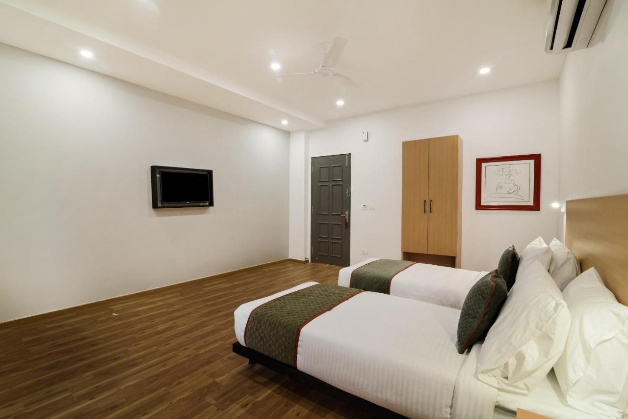 Hotel Oyo Townhouse 091 Nungambakkam Chennai Exterior foto